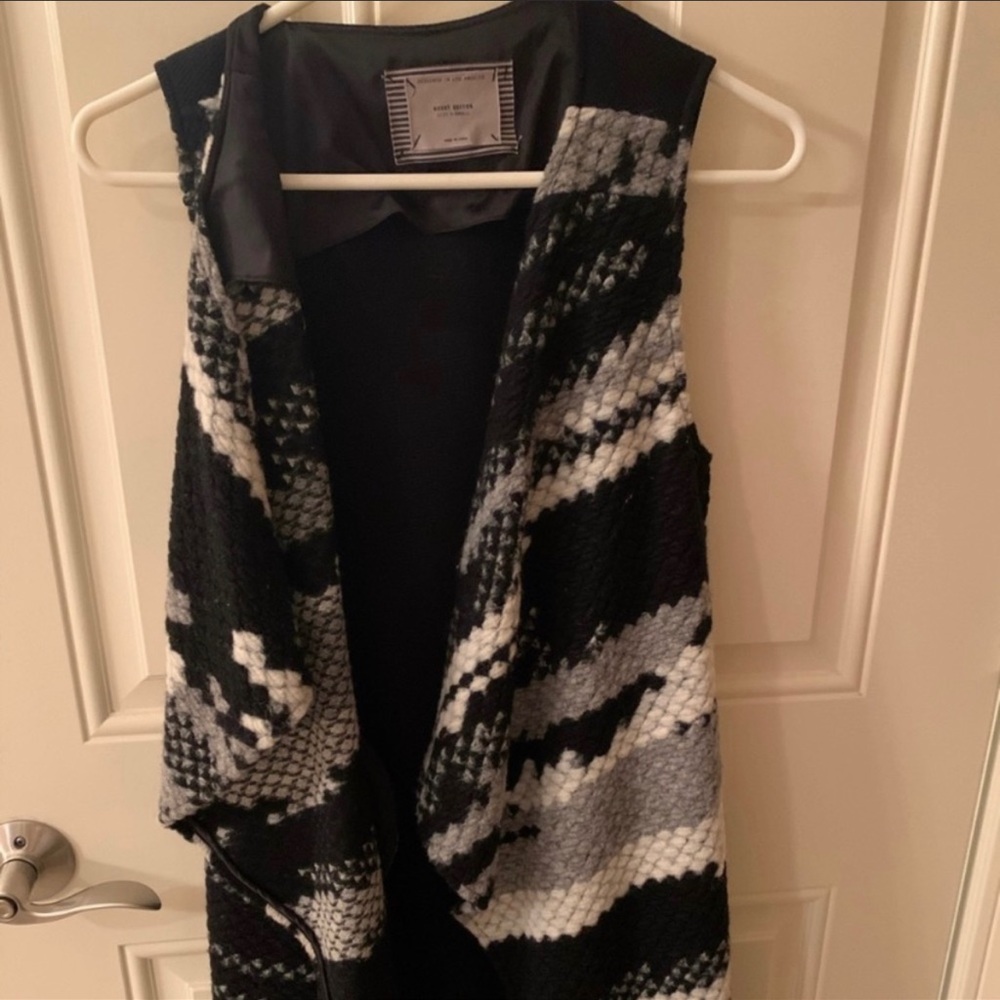 Open cardigan vest - Picture 3 of 3